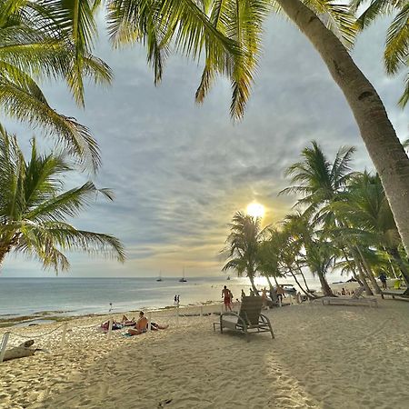 Coco Grove Beach Resort, Siquijor Island Exterior foto