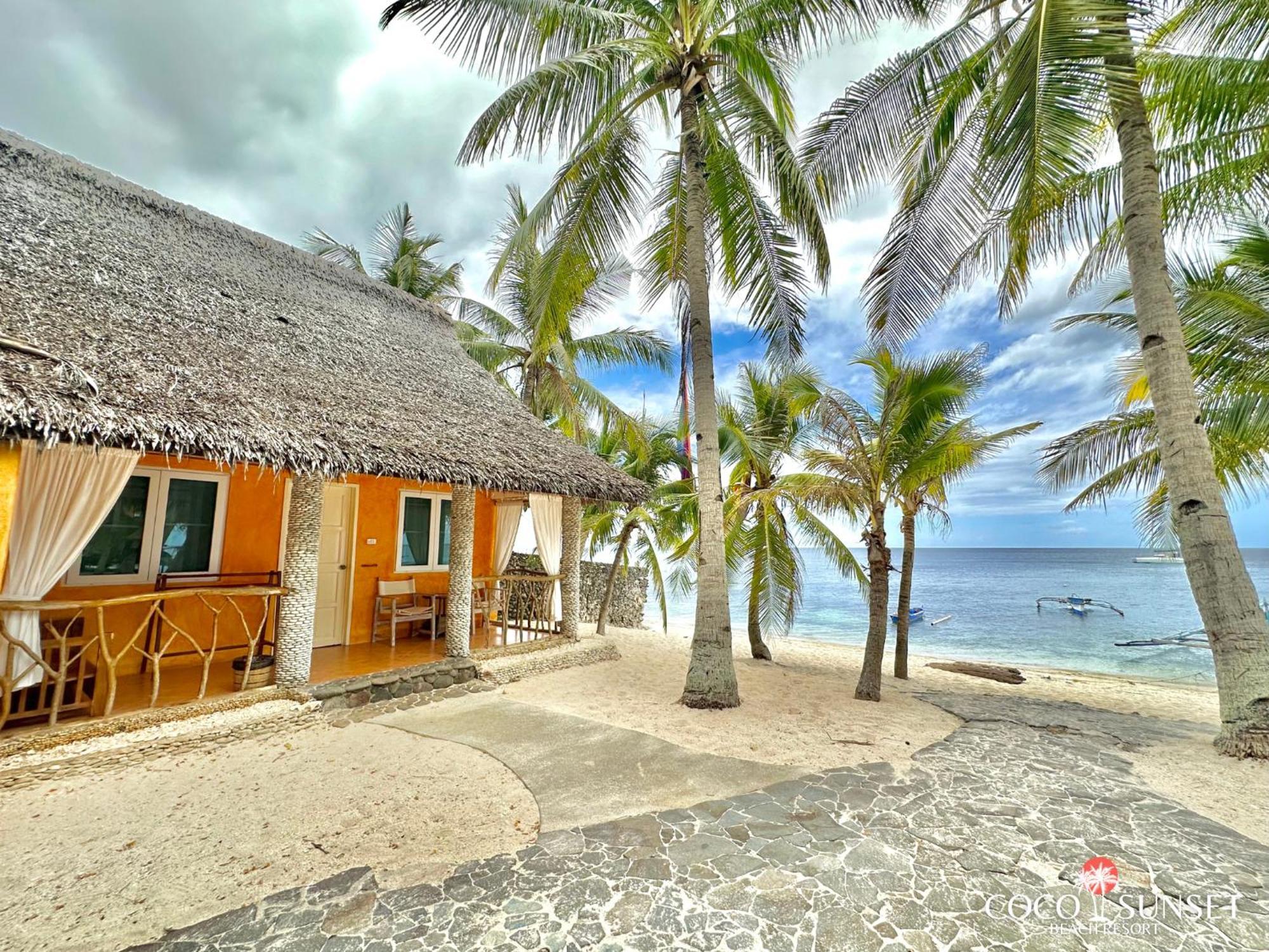 Coco Grove Beach Resort, Siquijor Island Exterior foto